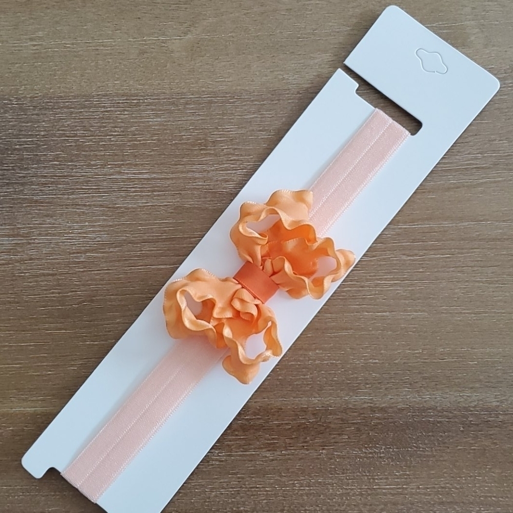 NWT Ruffle Bow Headband